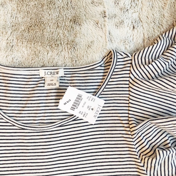 NWT J Crew Striped ruffle-shoulder dress - Picture 3 of 8